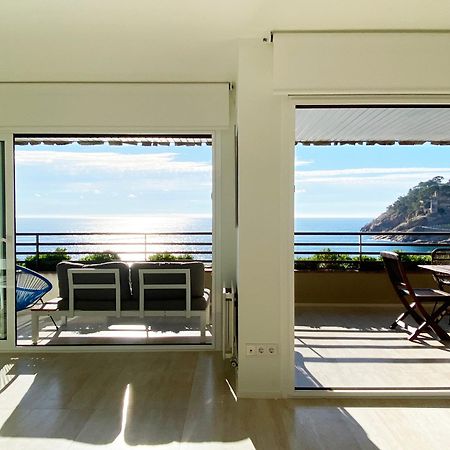 Magnificent Apartment At The Sea Front Of Tossa De Mar Bagian luar foto